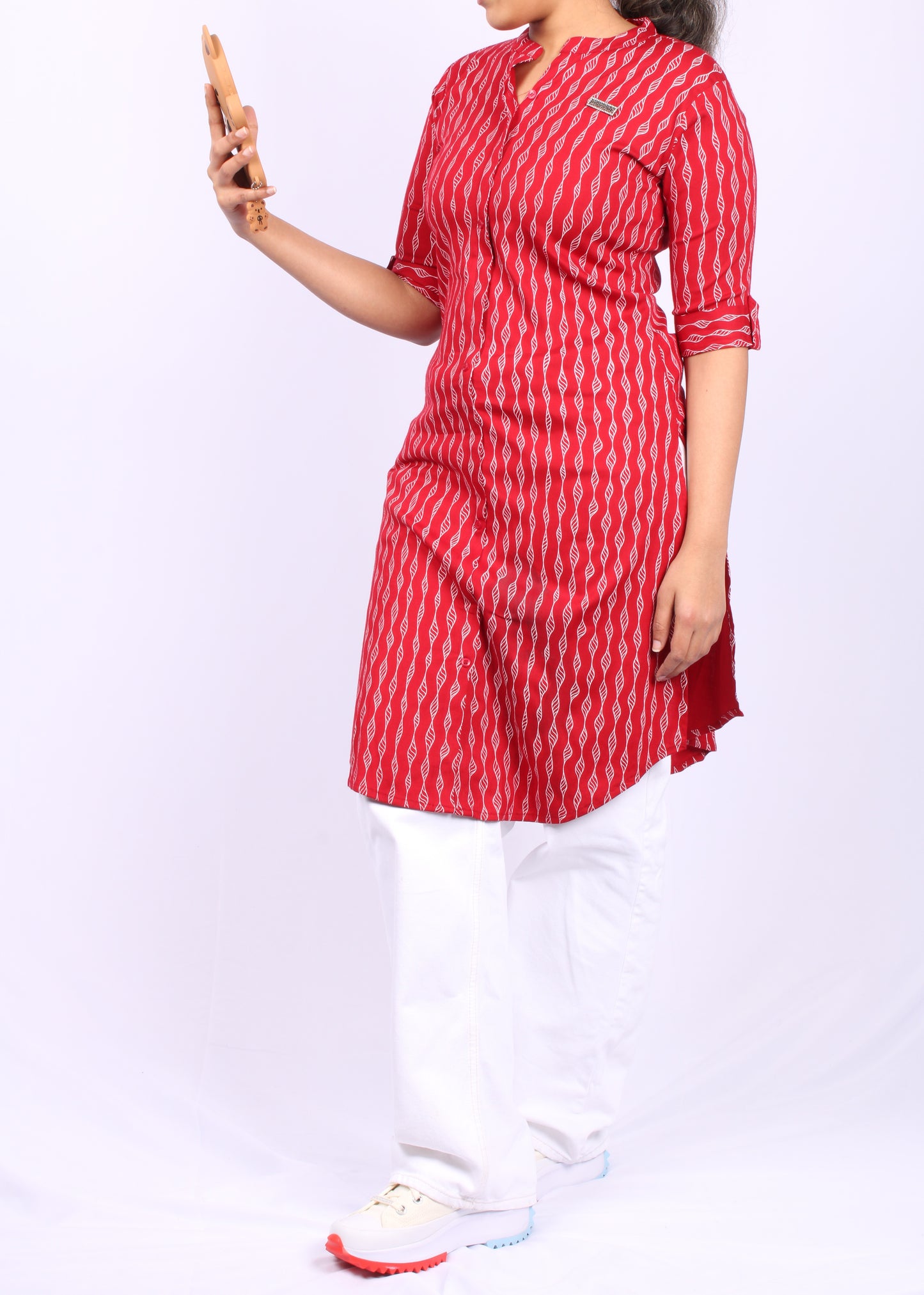 109-Kurti - Abstract white DNA pattern print.