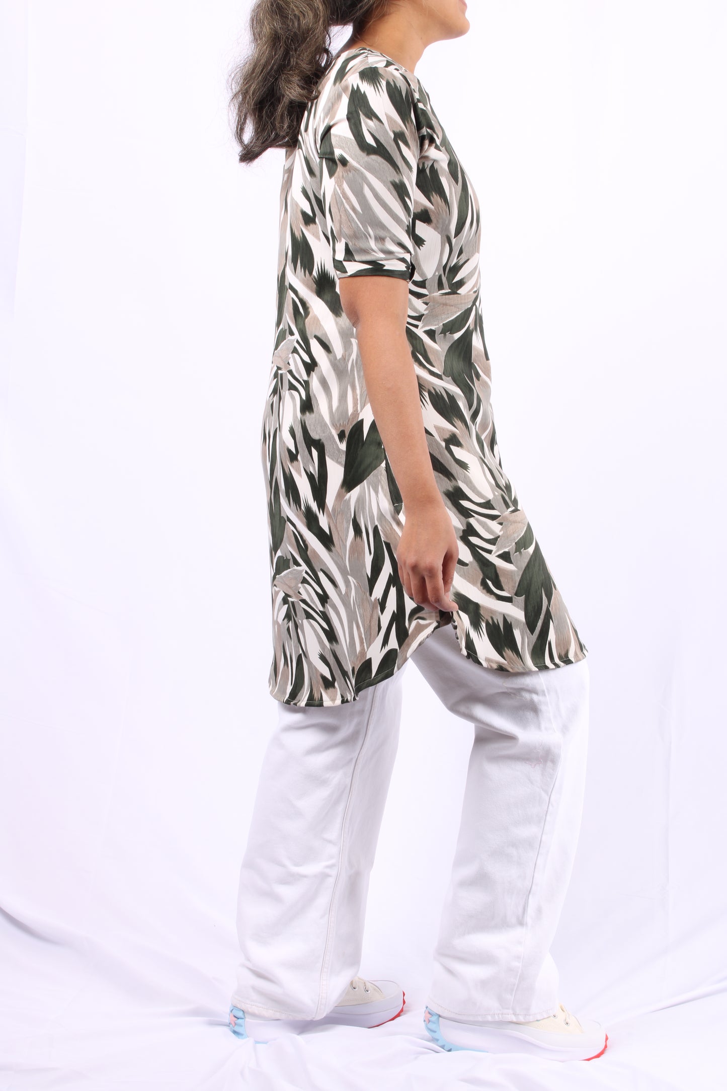701 A - Kurti/Tunic - Abstract print - Green