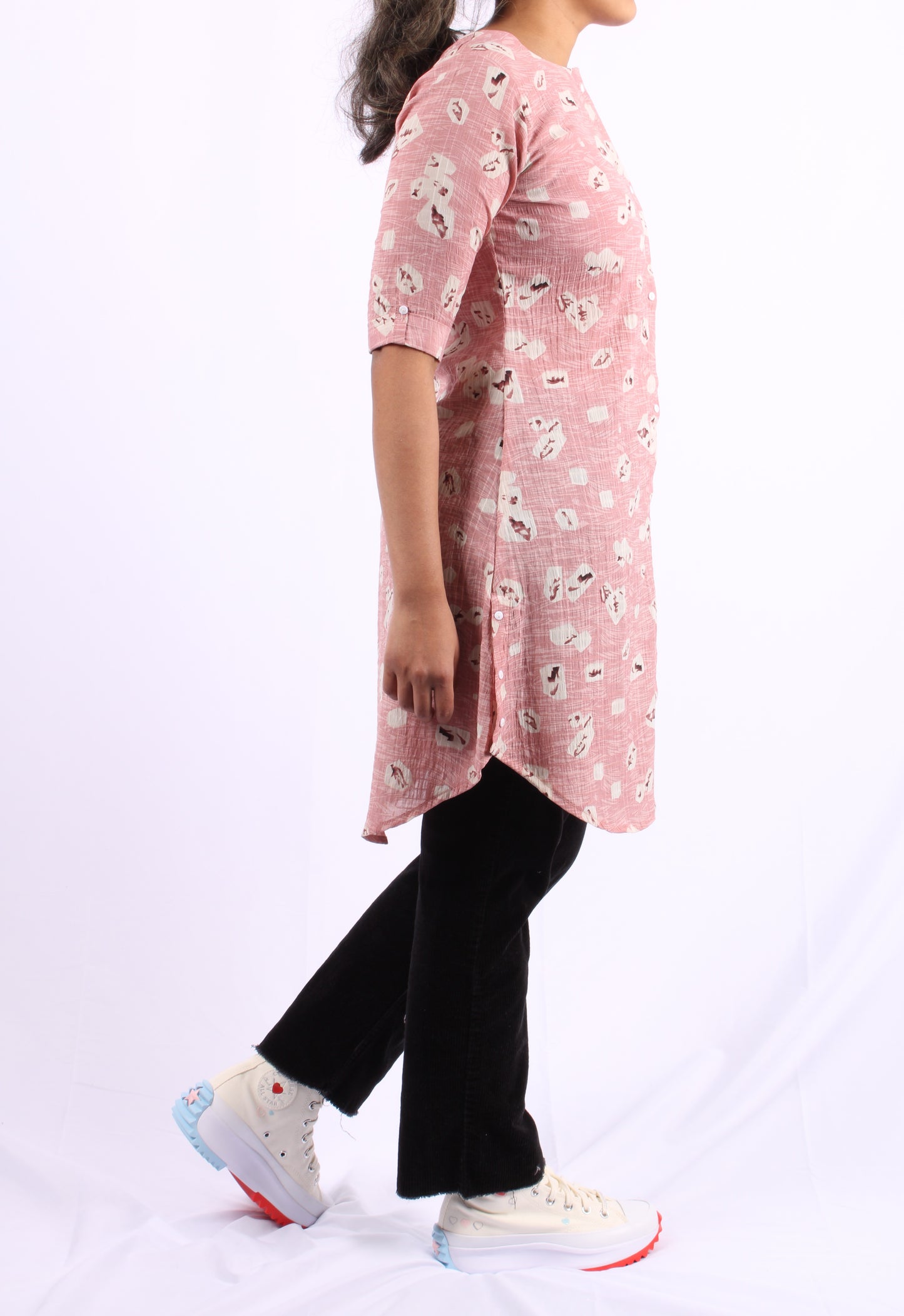 701 E - Kurti/Tunic - Abstract print - Pink